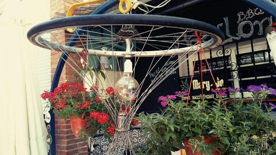 Casa Babylon Backpakers Hostel Малага Екстер'єр фото