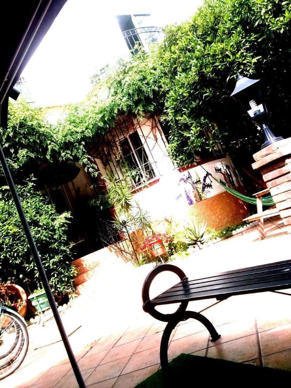 Casa Babylon Backpakers Hostel Малага Екстер'єр фото