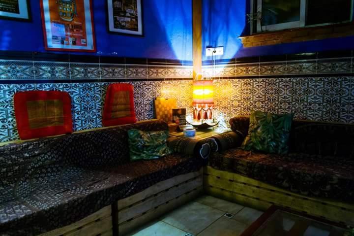 Casa Babylon Backpakers Hostel Малага Екстер'єр фото