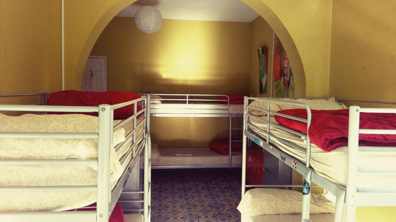 Casa Babylon Backpakers Hostel Малага Екстер'єр фото