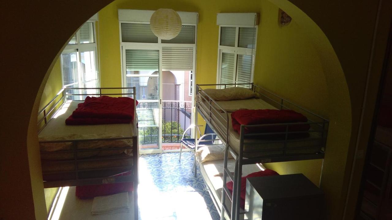 Casa Babylon Backpakers Hostel Малага Екстер'єр фото