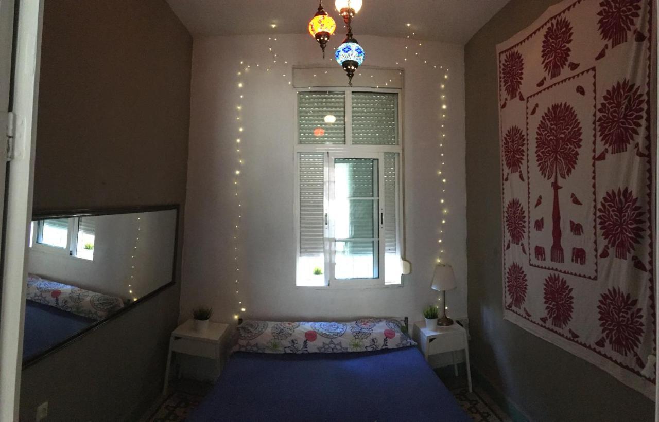 Casa Babylon Backpakers Hostel Малага Екстер'єр фото