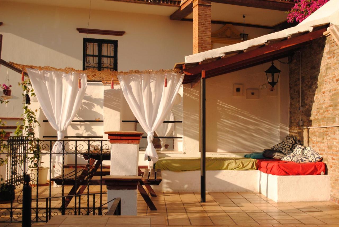 Casa Babylon Backpakers Hostel Малага Екстер'єр фото