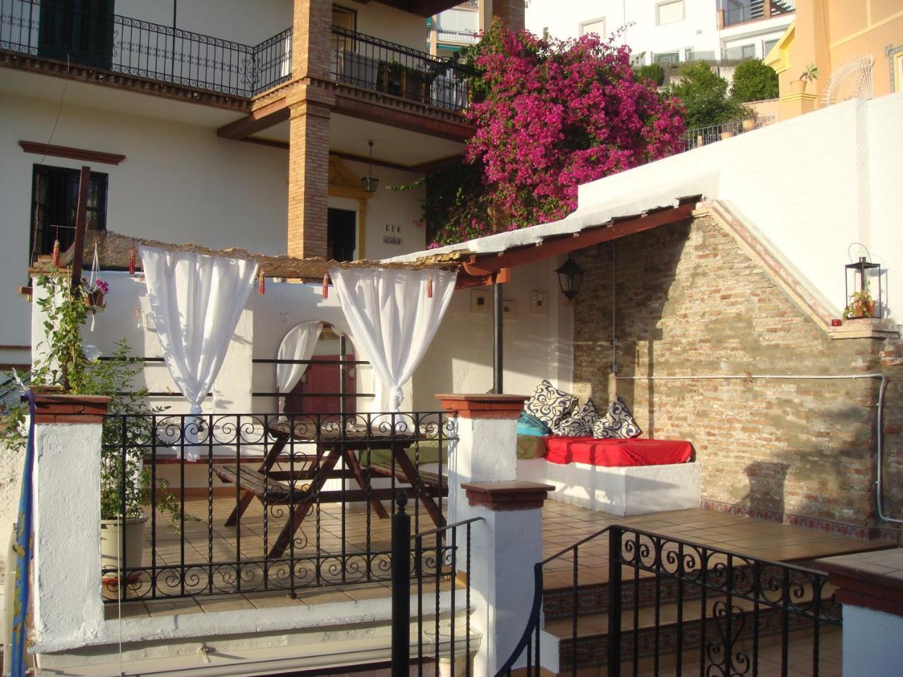 Casa Babylon Backpakers Hostel Малага Екстер'єр фото
