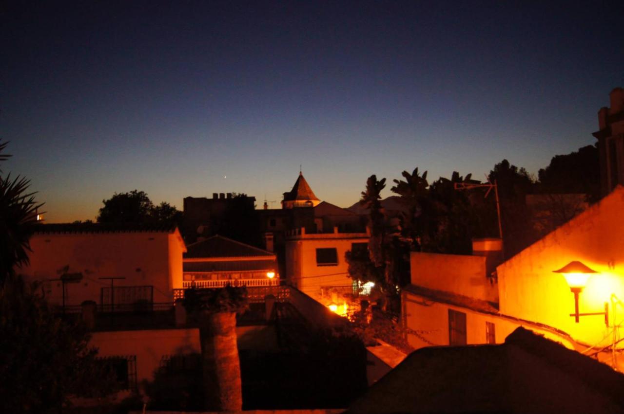 Casa Babylon Backpakers Hostel Малага Екстер'єр фото